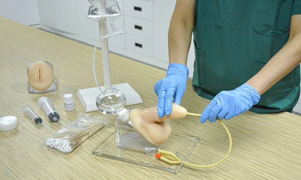 Improving Clinical Education Using Urine Simulation Kit Practice Tools